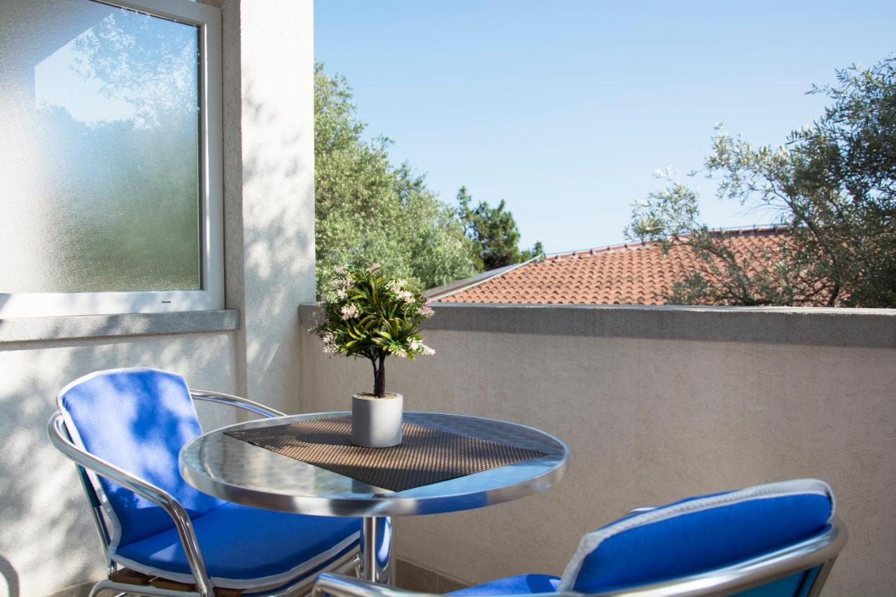 Apartments Durovic Петровац Экстерьер фото