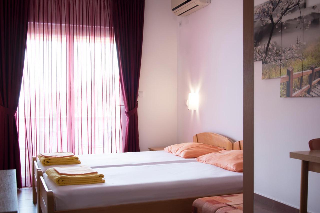 Apartments Durovic Петровац Экстерьер фото
